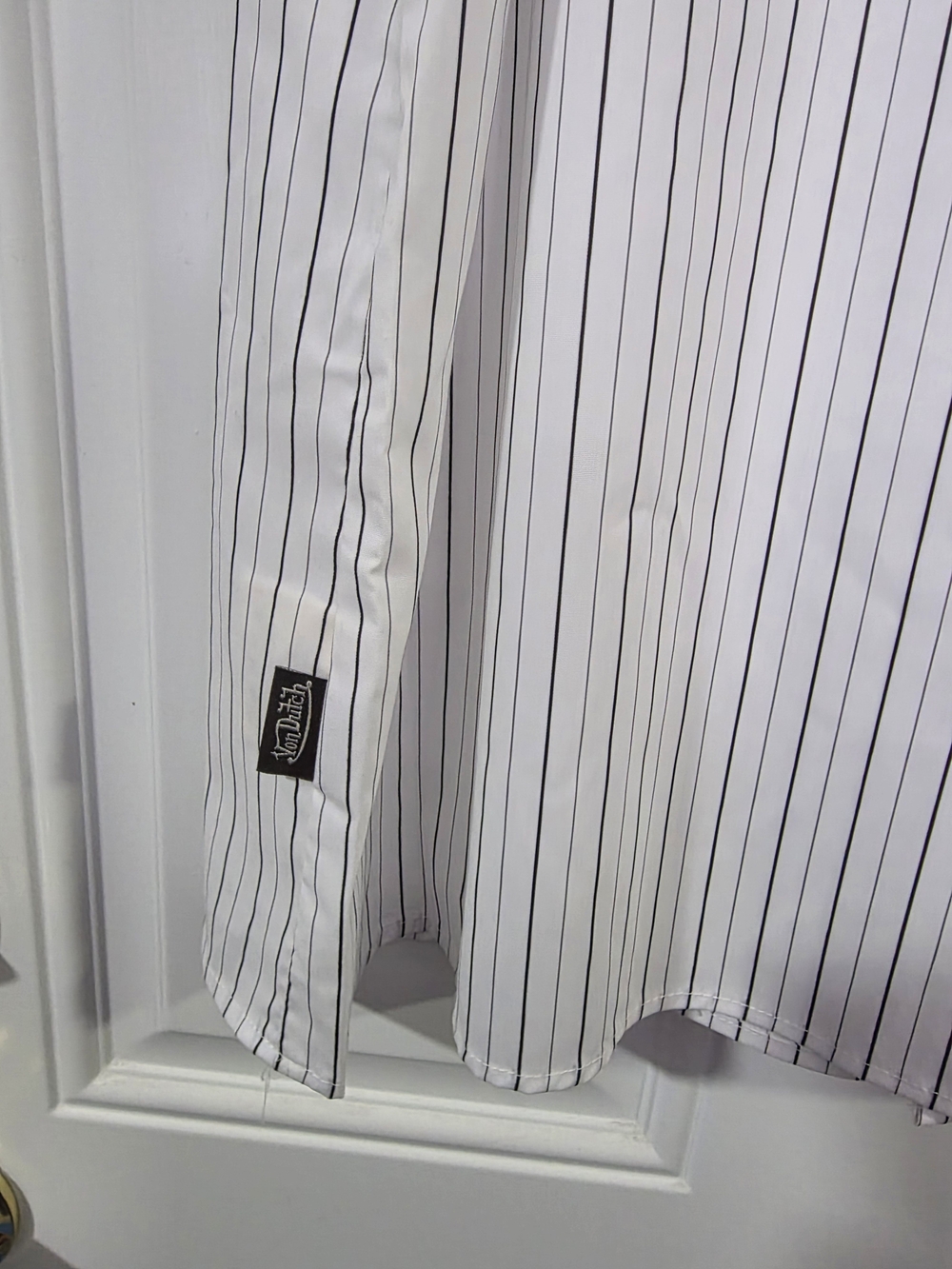 Von Dutch White Pinstripe Short-Sleeve Shirt - Picture 8 of 9